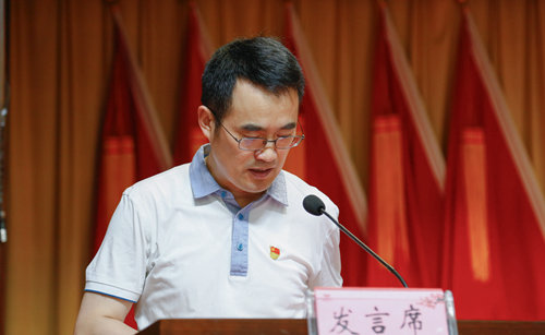 宜化集團召開慶祝中國共產黨成立98周年暨表彰大會(圖4) 宜化集團召開慶祝中國共產黨成立98周年暨表彰大會(圖4)