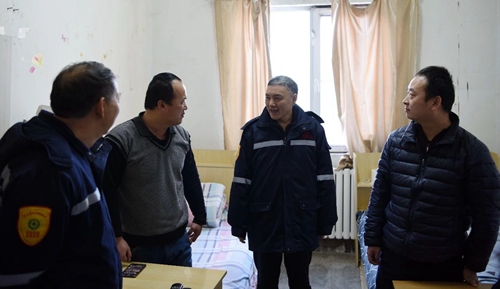 宜昌市領導王應華、王大真一行到新疆宜化調研走訪(圖3) 宜昌市領導王應華、王大真一行到新疆宜化調研走訪(圖3)