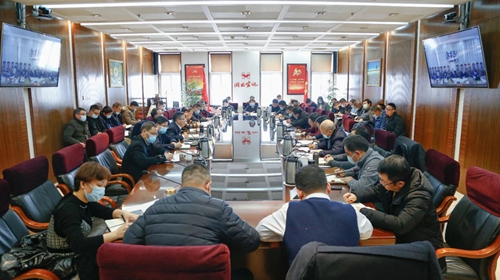 集團(tuán)召開(kāi)工作碰頭會(huì)(圖1) 集團(tuán)召開(kāi)工作碰頭會(huì)(圖1)