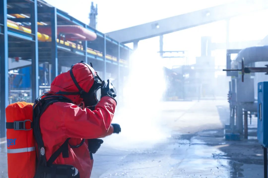 【安全生產月】防患未然!聯化公司開展危化品泄漏事故應急救援演練(圖2) 圖片