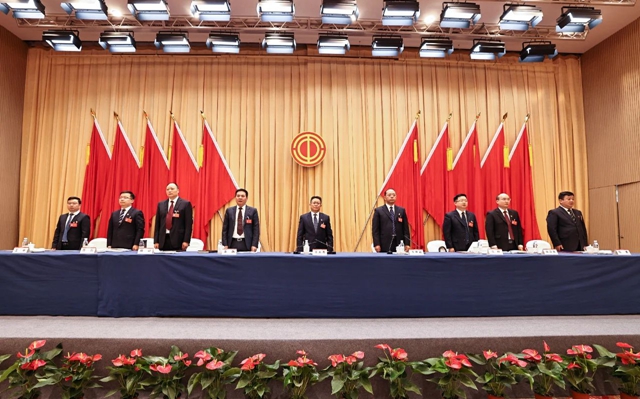 宜化集團召開七屆二次職工代表大會(圖2) 宜化集團召開七屆二次職工代表大會(圖2)