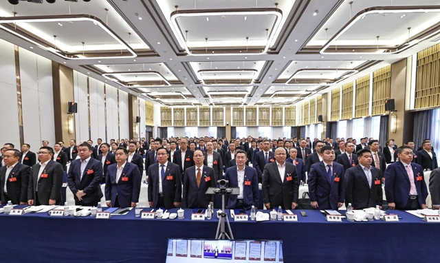 宜化集團召開七屆二次職工代表大會(圖3) 宜化集團召開七屆二次職工代表大會(圖3)