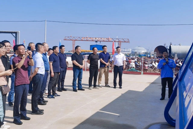 季戊四醇專精特新客戶到宜化集團參觀交流(圖1) 季戊四醇專精特新客戶到宜化集團參觀交流(圖1)