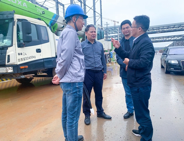 王大真深入基層一線和項目現場走訪慰問(圖1) 王大真深入基層一線和項目現場走訪慰問(圖1)