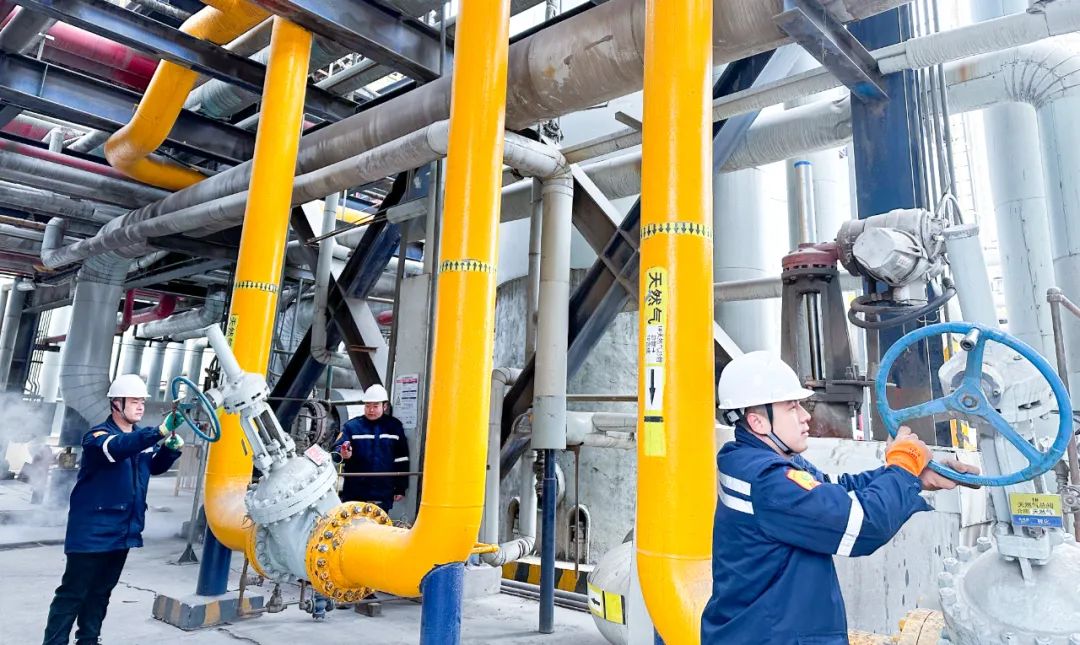 【先進(jìn)班組】聯(lián)化公司合成氨分廠工藝二班：扎實抓牢崗位安全生產(chǎn)(圖4)