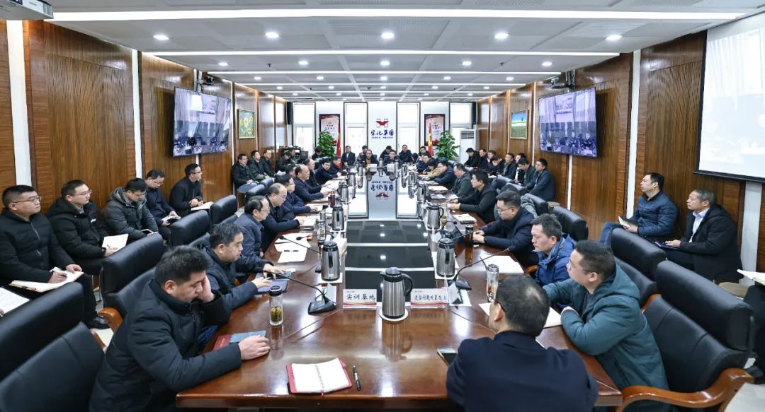 集團召開調(diào)度會和2月份安全例會(圖2) 集團召開調(diào)度會和2月份安全例會(圖2)