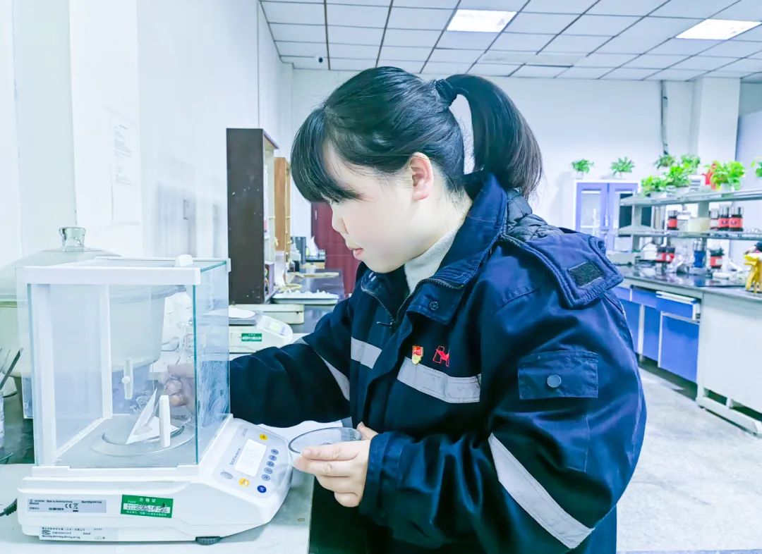 【宜化榜樣】松滋肥業(yè)周春玲：勤于學(xué)，善于思，敏于行(圖4)