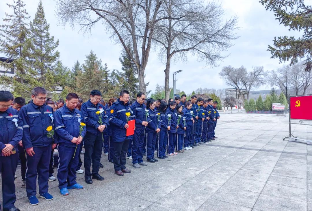 青海片區公司：緬懷先輩祭英烈，踔厲奮發譜新篇(圖4)