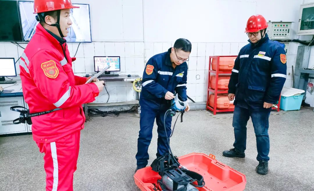 股份公司熱電維修班:精細管理強基礎,提升技能育人才(圖4) 股份公司熱電維修班:精細管理強基礎,提升技能育人才(圖4)