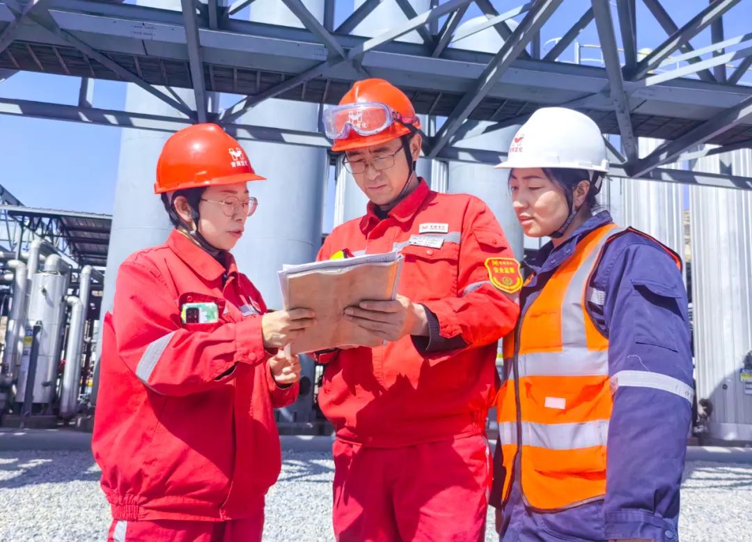 青海宜化:固本謀遠(yuǎn)出實(shí)招,昂揚(yáng)奮戰(zhàn)踏新途(圖5) 青海宜化:固本謀遠(yuǎn)出實(shí)招,昂揚(yáng)奮戰(zhàn)踏新途(圖5)