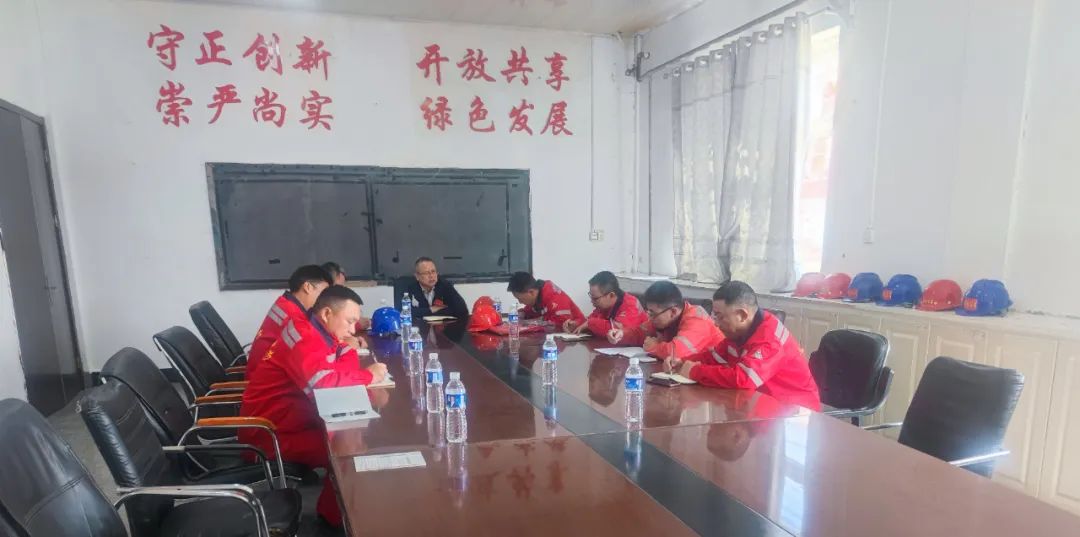 化機公司黨委書記、董事長、總經理楊中澤到內蒙宜化項目現場辦公(圖3) 化機公司黨委書記、董事長、總經理楊中澤到內蒙宜化項目現場辦公(圖3)