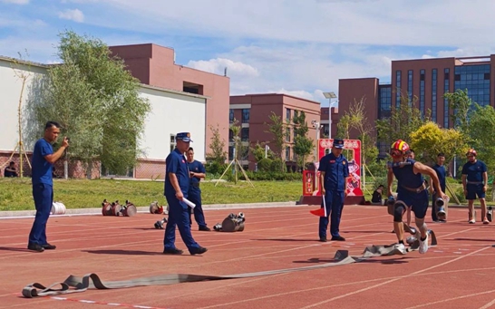 新疆宜化消防隊勇奪應急救援技能大比武團體一等獎(圖1) 新疆宜化消防隊勇奪應急救援技能大比武團體一等獎(圖1)