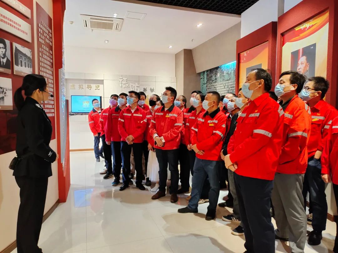 化機公司組織黨員干部、敏感崗位職工到宜昌市參觀學(xué)習(xí)(圖1) 圖片