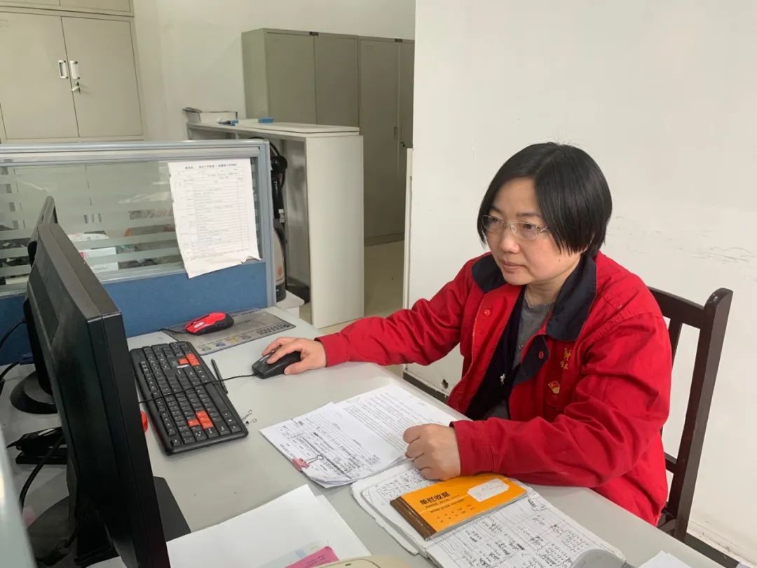 【風采】重慶南儀春玲:堅守崗位 恪盡職守(圖1) 【風采】重慶南儀春玲:堅守崗位 恪盡職守(圖1)