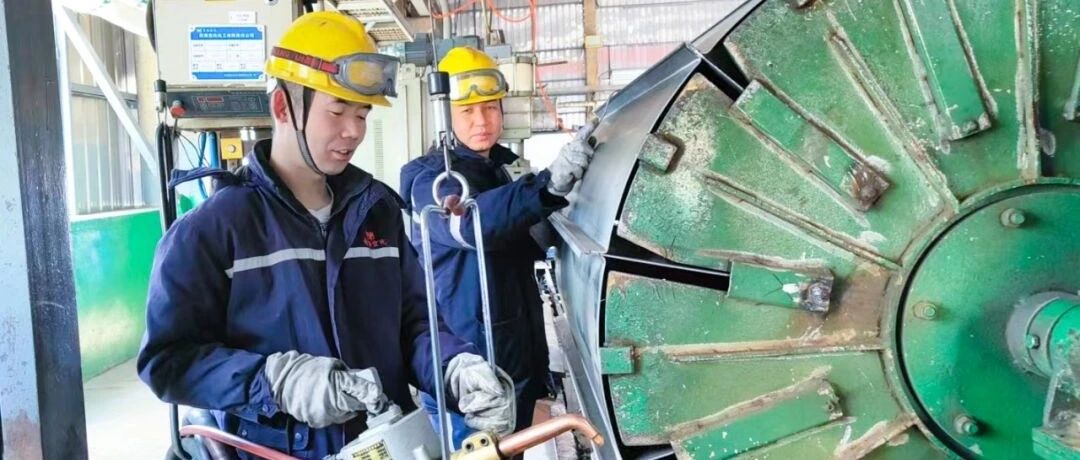 青海宜化電石分廠電極殼班：加強標準化建設，保障電石爐長周期穩定運行